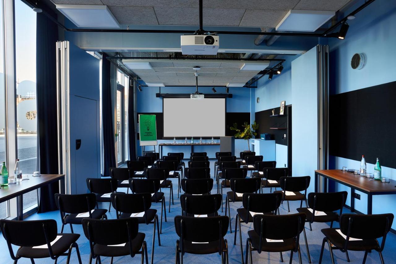Отель The Social Hub Тулуза Экстерьер фото